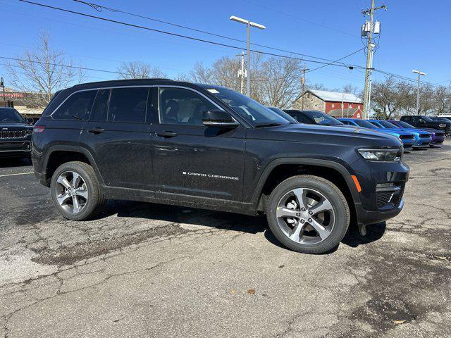 new 2024 Jeep Grand Cherokee car, priced at $55,435