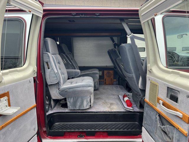 used 1993 Ford E150 car, priced at $7,995