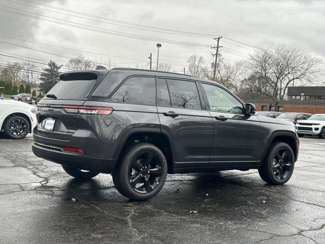 new 2025 Jeep Grand Cherokee car, priced at $51,560