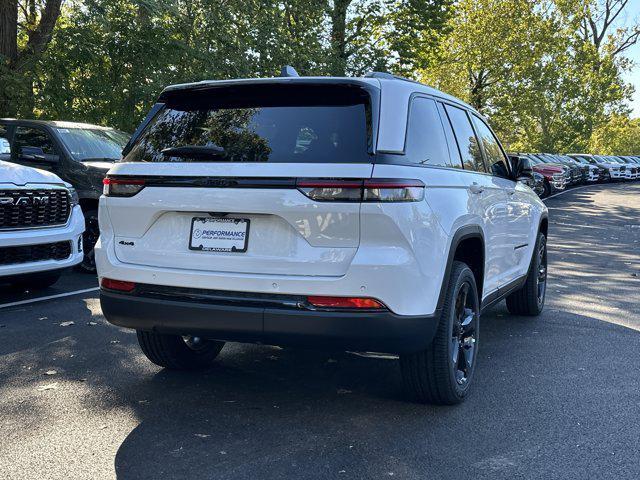 new 2025 Jeep Grand Cherokee car, priced at $39,248