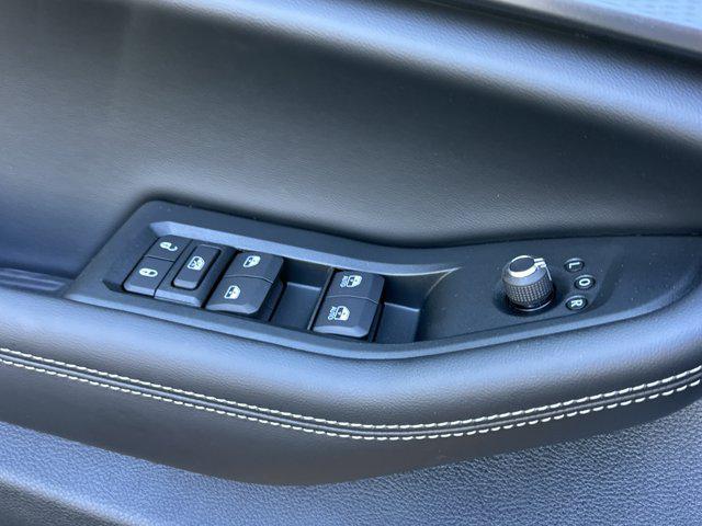 new 2025 Jeep Grand Cherokee car, priced at $39,248