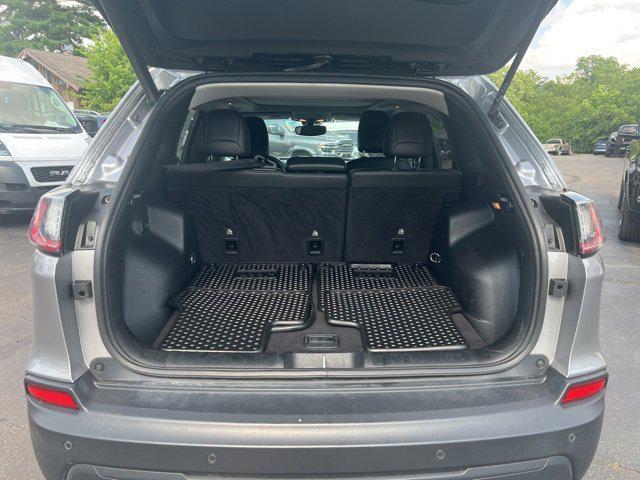 used 2020 Jeep Cherokee car, priced at $15,995