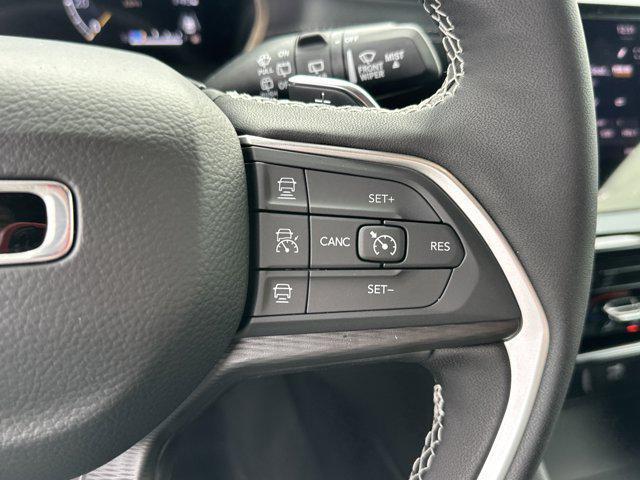 new 2025 Jeep Grand Cherokee car, priced at $41,784