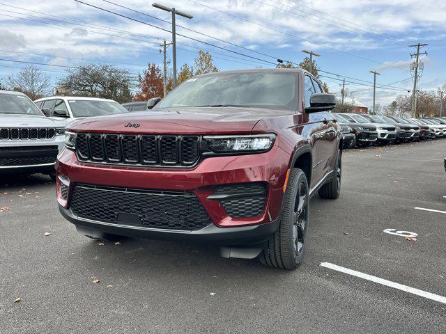 new 2025 Jeep Grand Cherokee car, priced at $41,784