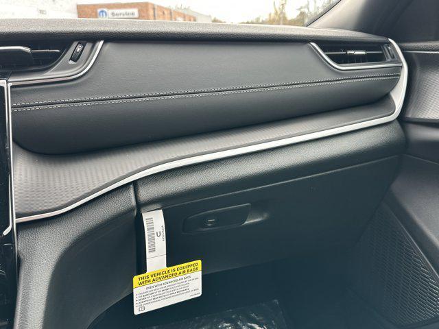 new 2025 Jeep Grand Cherokee car, priced at $41,784