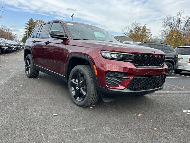 new 2025 Jeep Grand Cherokee car, priced at $41,784
