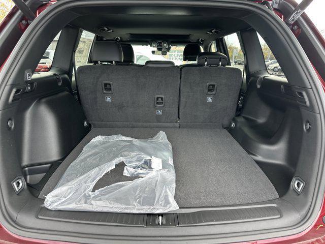 new 2025 Jeep Grand Cherokee car, priced at $41,784