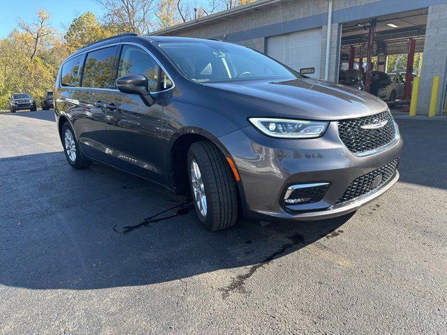 used 2022 Chrysler Pacifica car, priced at $21,400