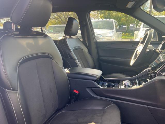 used 2023 Jeep Grand Cherokee L car, priced at $30,495