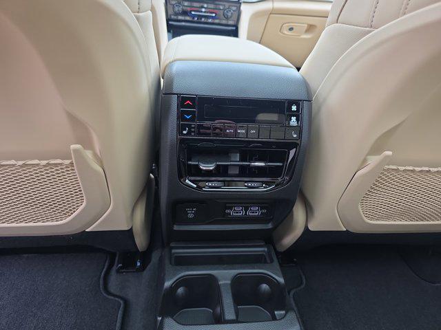 new 2025 Jeep Grand Cherokee L car, priced at $48,506