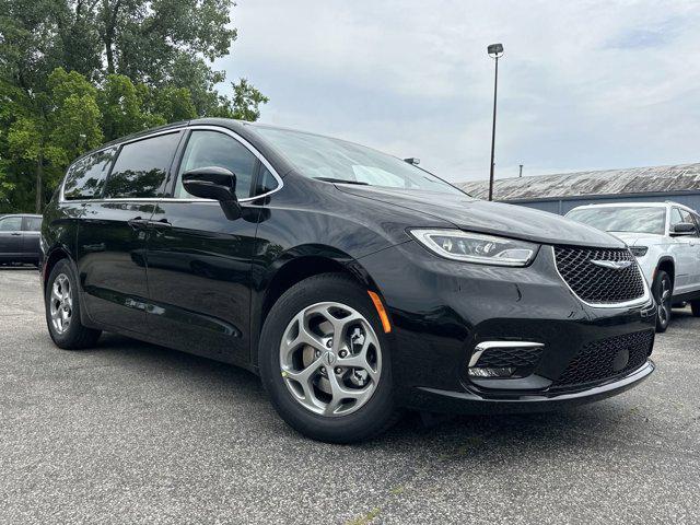 new 2024 Chrysler Pacifica car, priced at $50,025