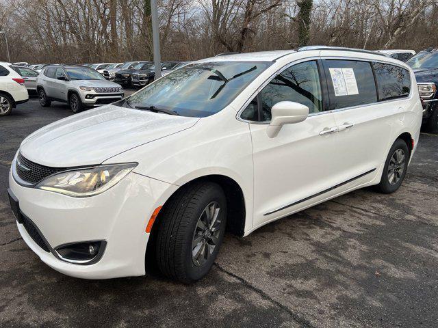 used 2019 Chrysler Pacifica car, priced at $15,995