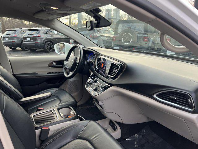 used 2019 Chrysler Pacifica car, priced at $15,995