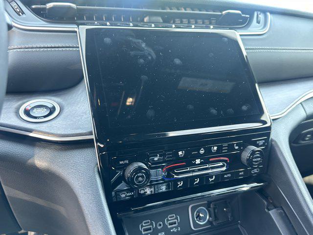 new 2025 Jeep Grand Cherokee L car, priced at $49,915
