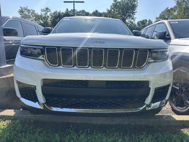 new 2025 Jeep Grand Cherokee L car, priced at $49,915
