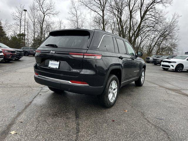 new 2025 Jeep Grand Cherokee car, priced at $40,175