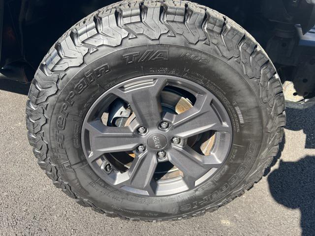 used 2017 Jeep Wrangler Unlimited car, priced at $19,995