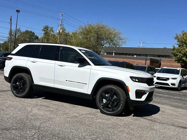 new 2025 Jeep Grand Cherokee car, priced at $53,860