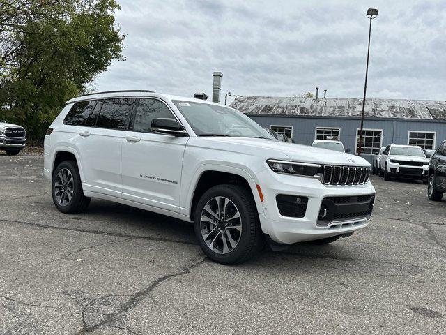 new 2025 Jeep Grand Cherokee L car, priced at $69,925