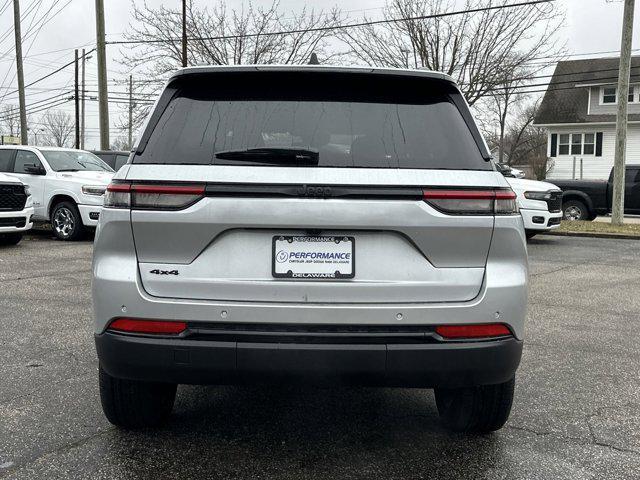 new 2025 Jeep Grand Cherokee car, priced at $43,175