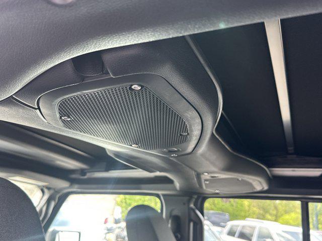 new 2025 Jeep Wrangler car, priced at $53,122
