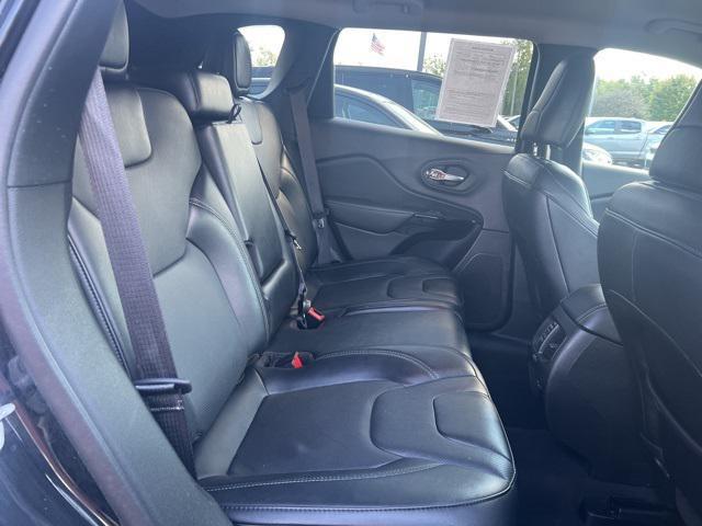used 2023 Jeep Cherokee car, priced at $21,995