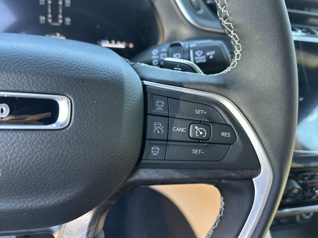 new 2025 Jeep Grand Cherokee L car, priced at $52,520