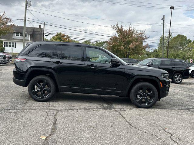 new 2025 Jeep Grand Cherokee car, priced at $53,460