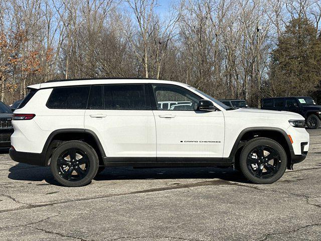 new 2025 Jeep Grand Cherokee L car, priced at $45,580