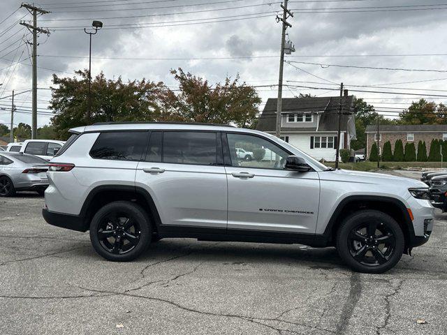 new 2025 Jeep Grand Cherokee L car, priced at $56,555