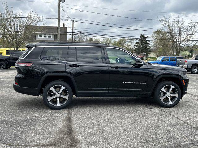 new 2024 Jeep Grand Cherokee L car, priced at $48,960