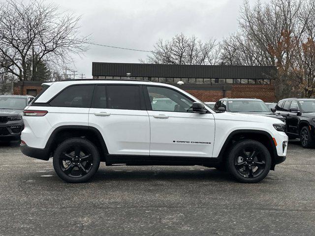 new 2025 Jeep Grand Cherokee car, priced at $49,860