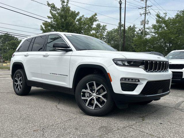 new 2024 Jeep Grand Cherokee car, priced at $52,215