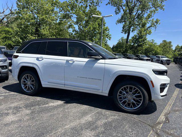 new 2024 Jeep Grand Cherokee L car, priced at $51,175