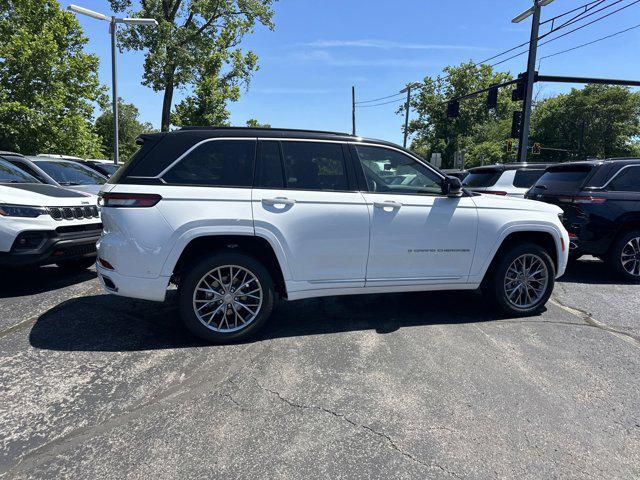 new 2024 Jeep Grand Cherokee L car, priced at $51,175