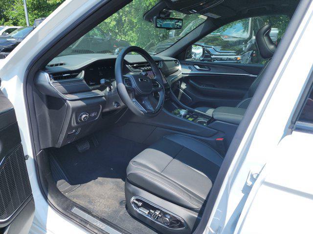 new 2025 Jeep Grand Cherokee car, priced at $57,935