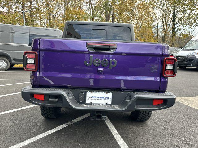 new 2026 Jeep Gladiator car, priced at $49,628