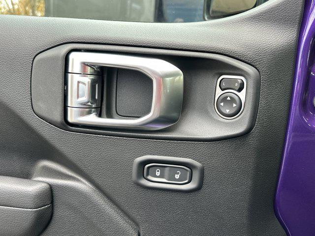 new 2026 Jeep Gladiator car, priced at $49,628