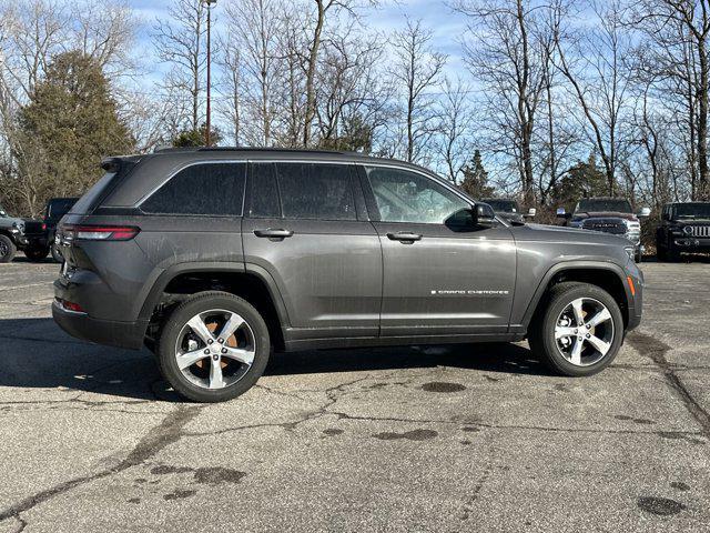 new 2025 Jeep Grand Cherokee car, priced at $46,435