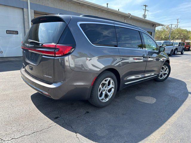 used 2022 Chrysler Pacifica car, priced at $28,000