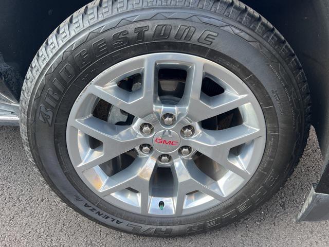 used 2018 GMC Yukon car, priced at $26,495