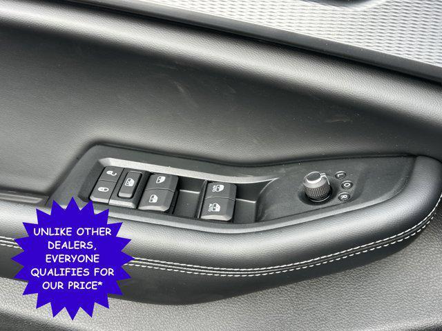 new 2025 Jeep Grand Cherokee car, priced at $40,298