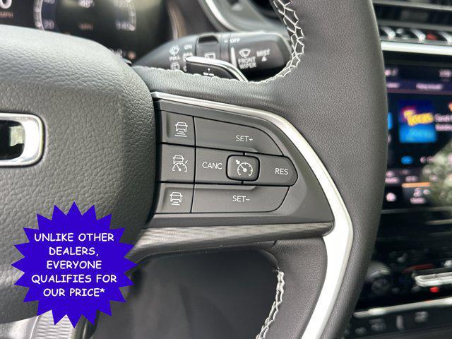 new 2025 Jeep Grand Cherokee car, priced at $40,298