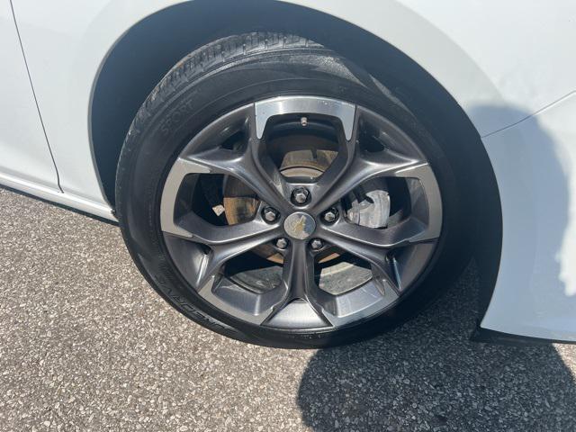 used 2024 Chevrolet Malibu car, priced at $16,995