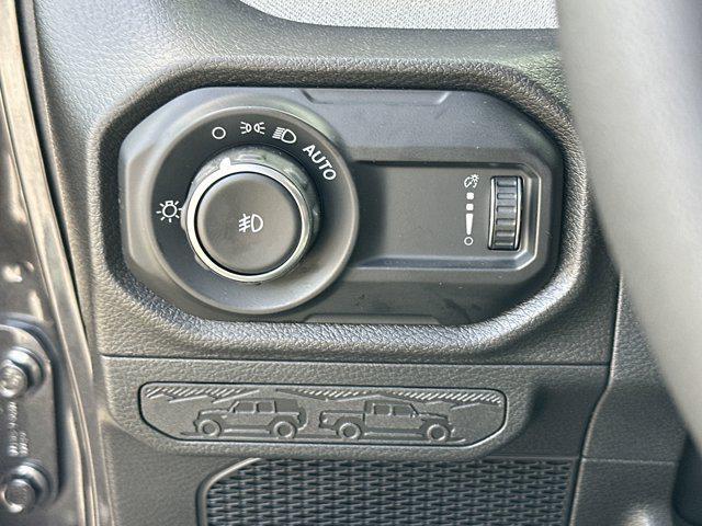 new 2025 Jeep Wrangler car, priced at $47,932