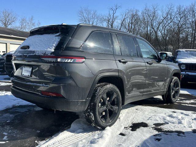 new 2025 Jeep Grand Cherokee car, priced at $50,455