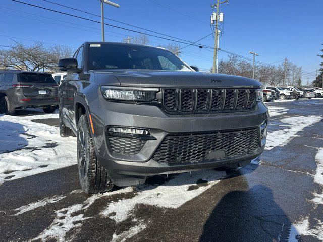 new 2025 Jeep Grand Cherokee car, priced at $50,455