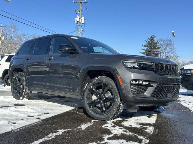 new 2025 Jeep Grand Cherokee car, priced at $50,455