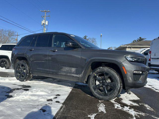 new 2025 Jeep Grand Cherokee car, priced at $50,455