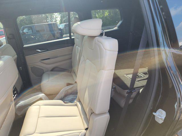 new 2025 Jeep Grand Cherokee L car, priced at $44,510